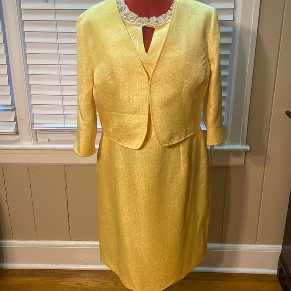 Beautiful Yellow Dress With Jacket - Picture 1 of 8